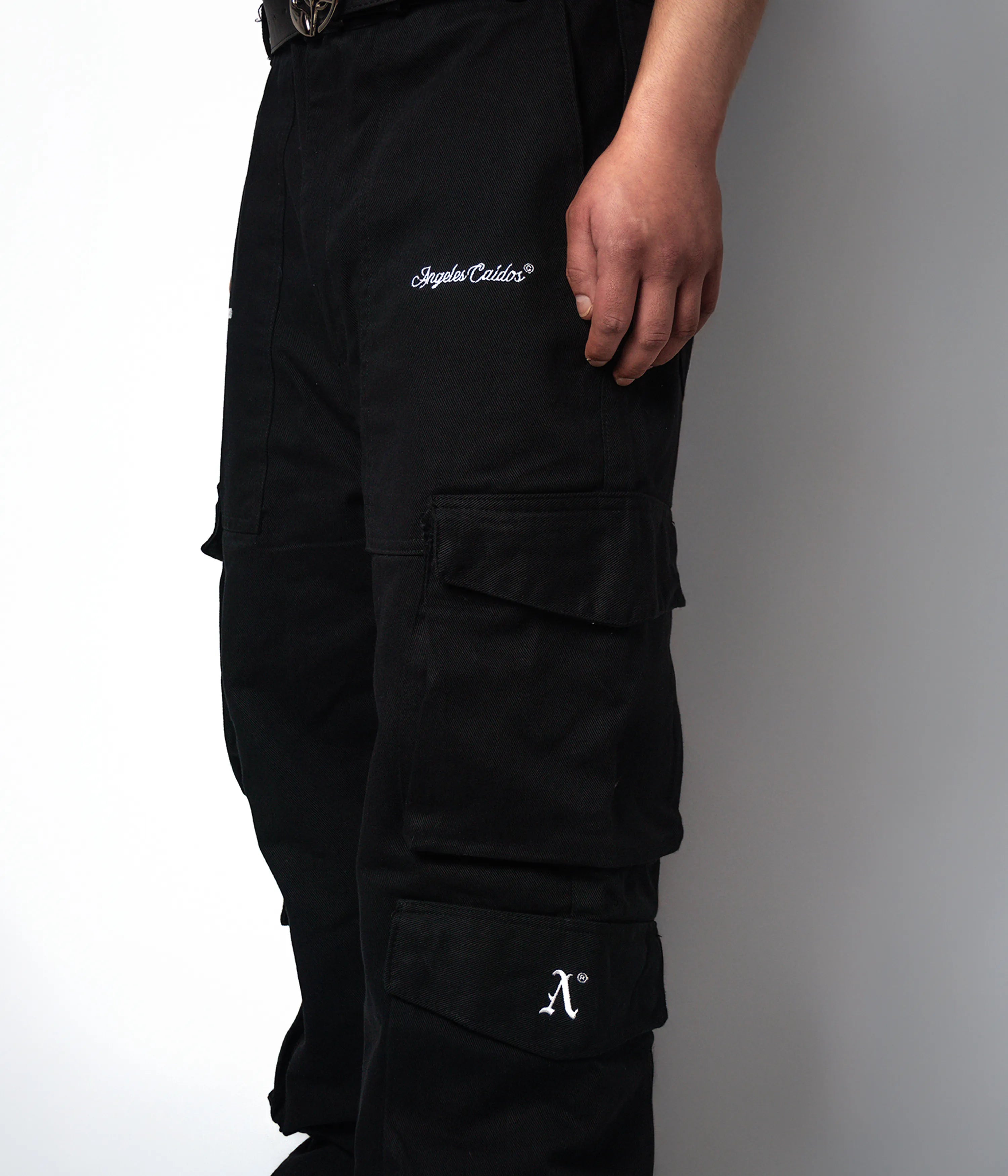 Pantalón Cargo Loose Fit, Corte Masculino Negro